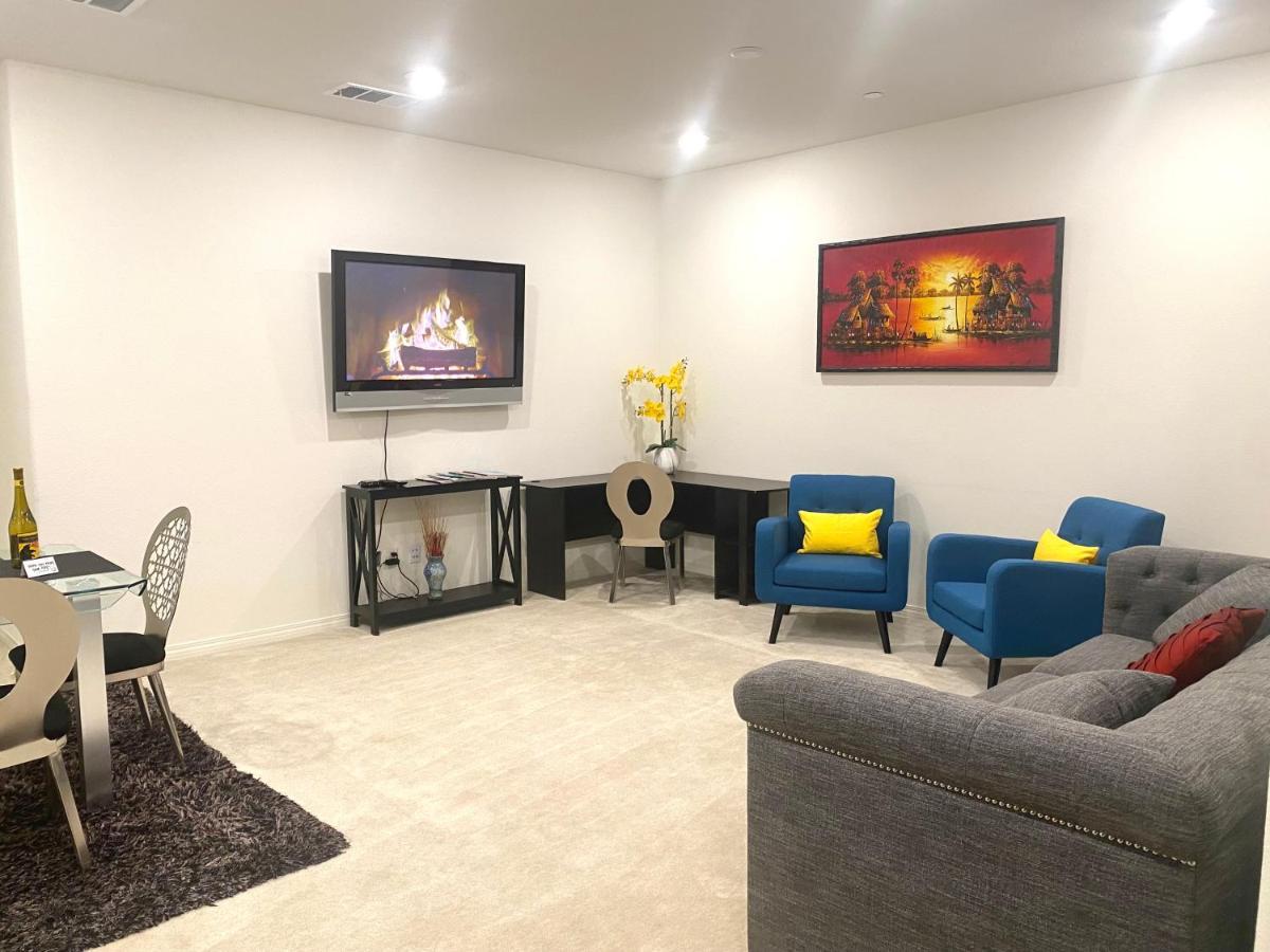 Private Lux Apartment In A New Community Fontana Esterno foto